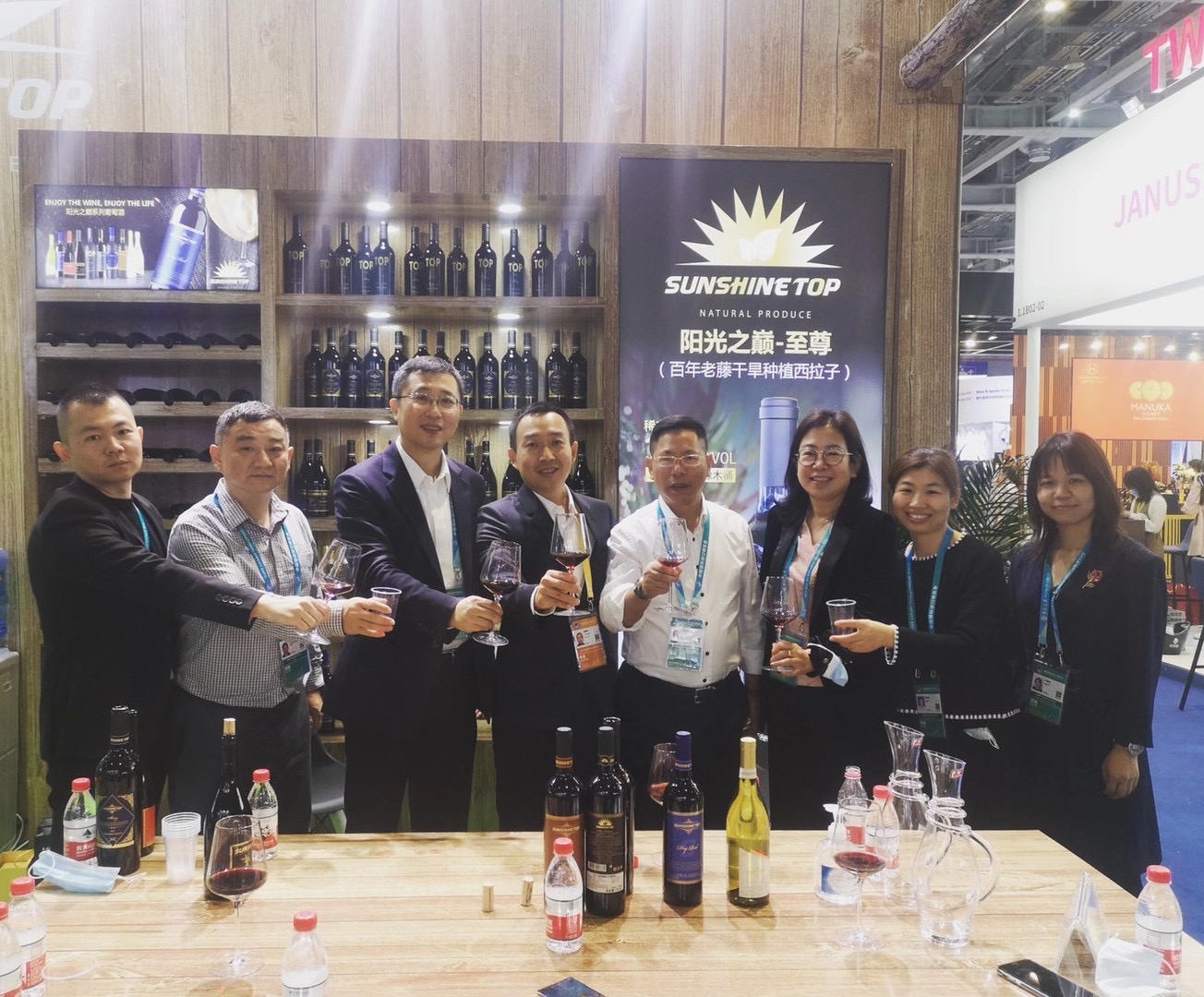 Sunshine Top participated in the 2020 China Import Expo